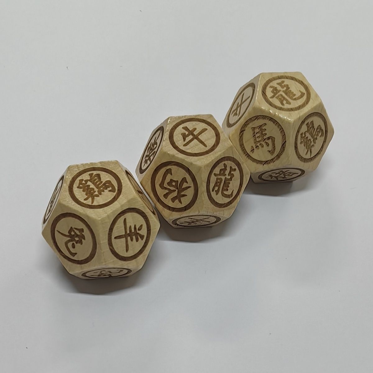 Zodiac Party Games - Zestaw 12-ściennej drewnianej kostki z chińskim